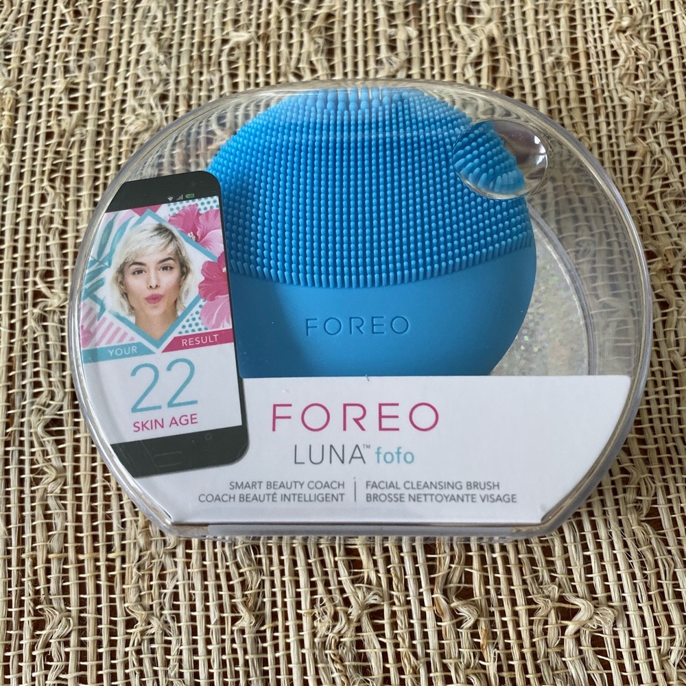 Foreo Luna Facial Cleansing Brush